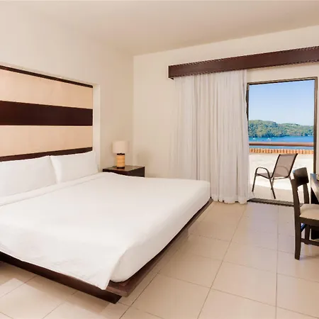 Villas Sol Hotel And Beach Resort-2
