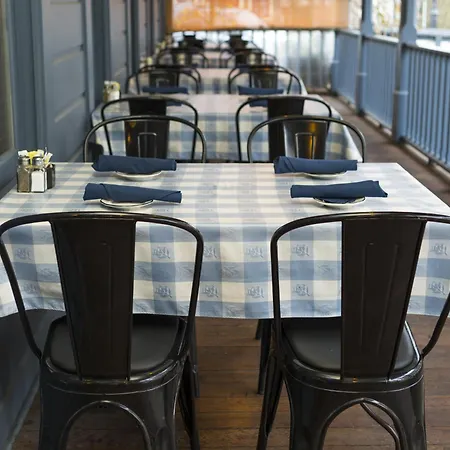 Tallman Hotel-2