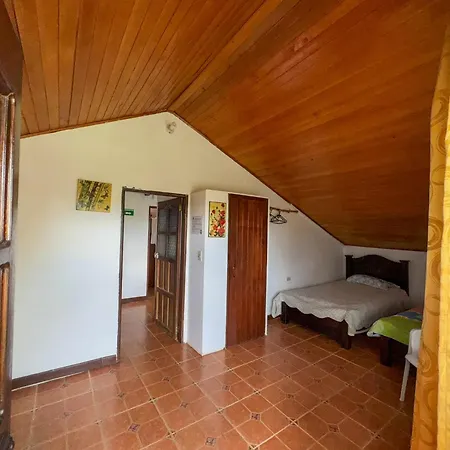 Hostal Pachamama-2