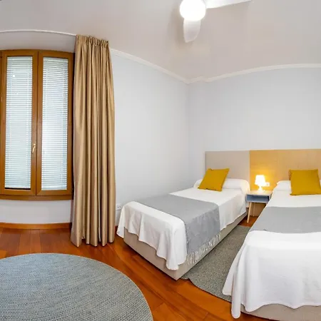 Apartamentos Villa Zoila-2