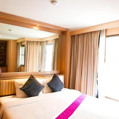 Best Comfort Bangkok Hotel-2