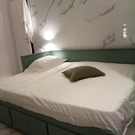 Catania Etnea Bed And Breakfast-3
