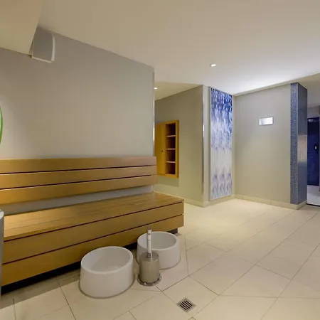 Moevenpick Hotel Amsterdam City Centre-2