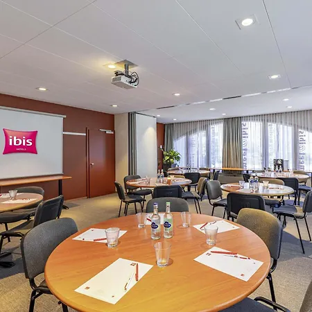 Ibis Sion-3