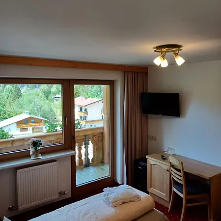 Hotel Hochland-3
