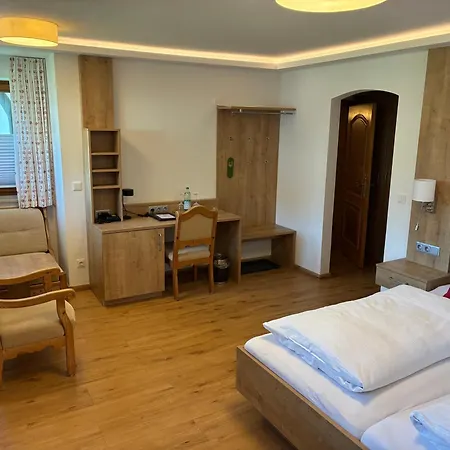 Hotel Georgenhof-3