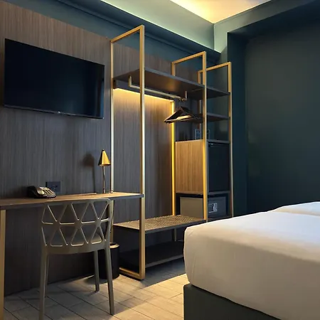 Av Hotel Milano-3