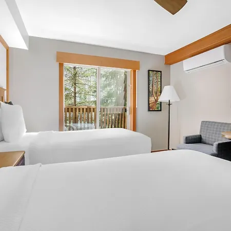 Hilton Grand Vacations Club Whistler-3