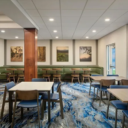 Fairfield By Marriott Frankfort-3