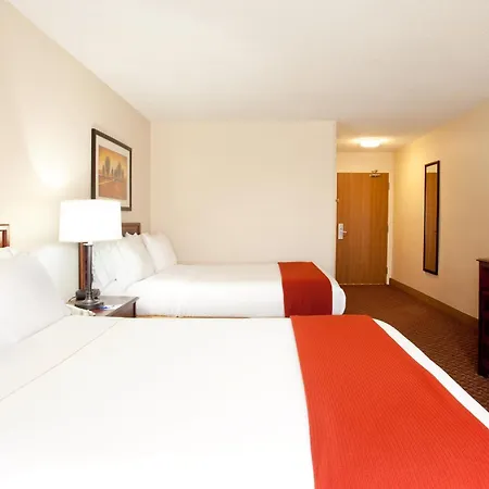 Baymont By Wyndham Merrillville-2