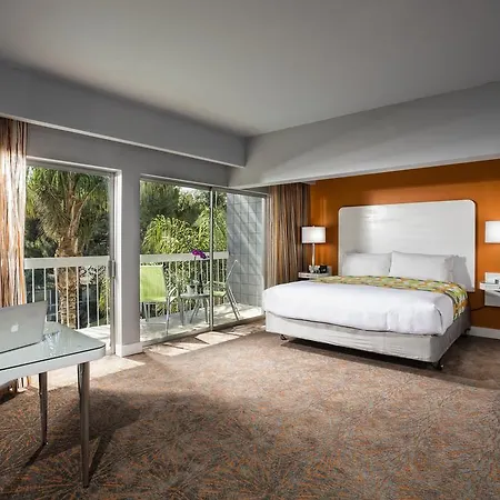 Sportsmen'S Lodge Hotel-2