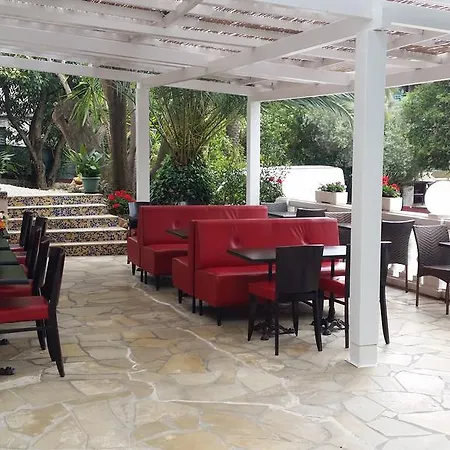Hotel Oxford Cannes-3