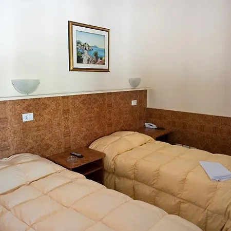 Hotel Fiumara-2