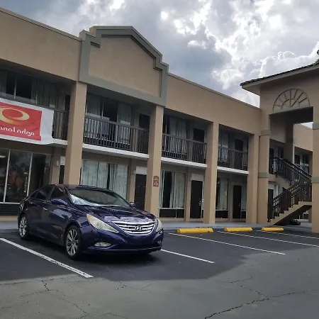 Econo Lodge-2