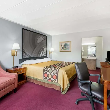 Sprucewood Inn-2
