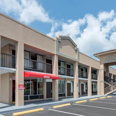 Econo Lodge-3