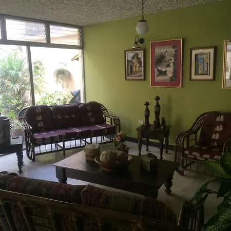 Hostal Los Lagos Inn-3