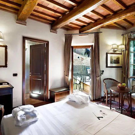 Unahotels Palazzo Mannaioni Toscana-3