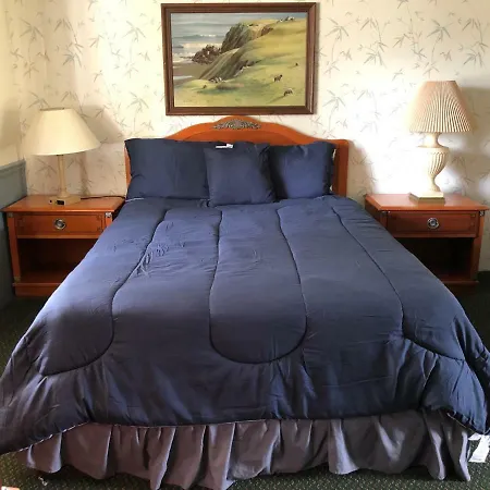 Pine Beach Inn-3