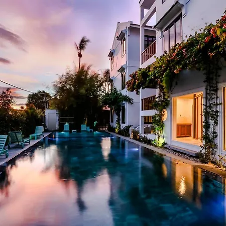 Tra Que Mansion-2