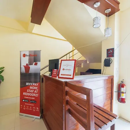 Reddoorz @ D Maagma Street-2