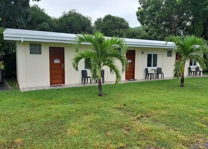 Monty'S Riverside View Resort