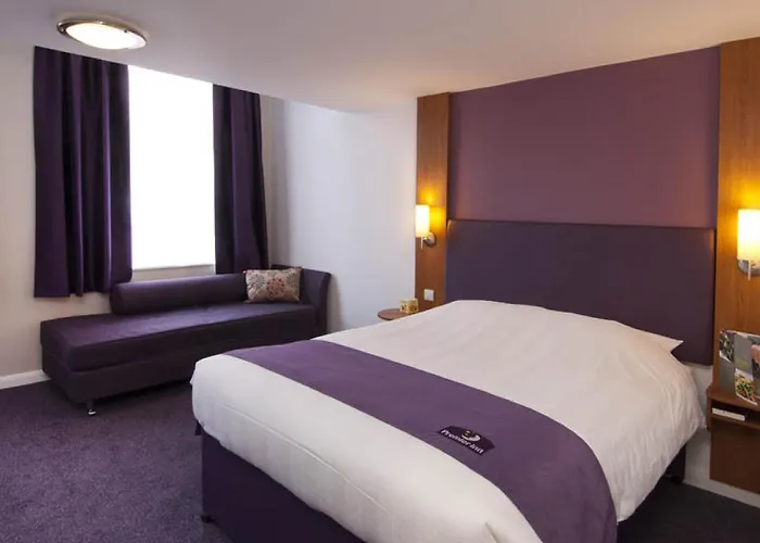 Premier Inn London Ealing Brentford