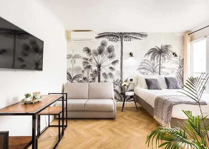 Best Stay Jeuneurs Paris