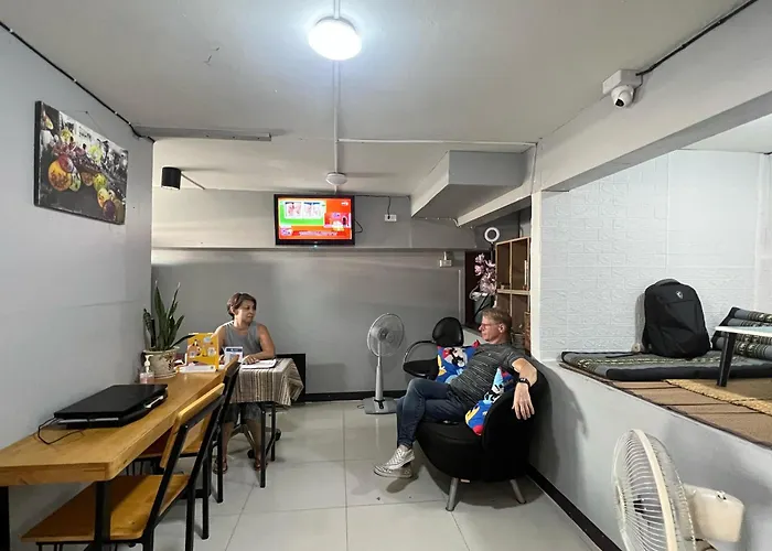 Lux Rooms Night Bazaar Chiang Mai