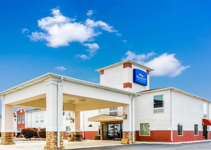 Baymont By Wyndham Cornelia Hotel