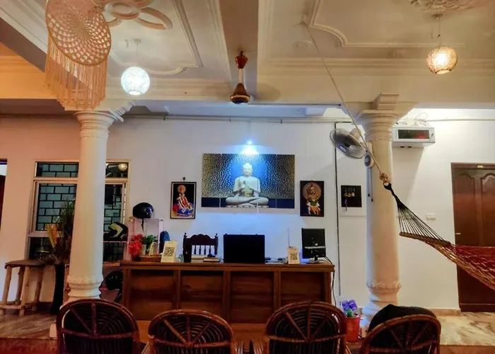Moon Waves Beach Hotel Varkala