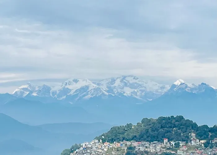 Himalayan Gorkha Retreat II Free Parking Hotel Darjeeling 