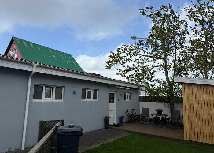 A. Bernhard Guest House Keflavik