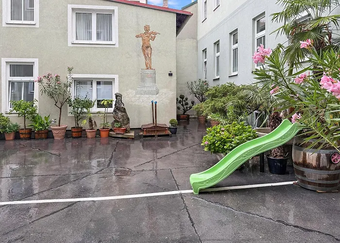Hotel-Pension Fuenfhaus