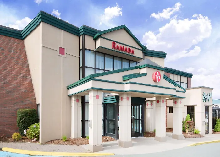 Hotel Ramada By Wyndham Saint-Jean de Terre-Neuve