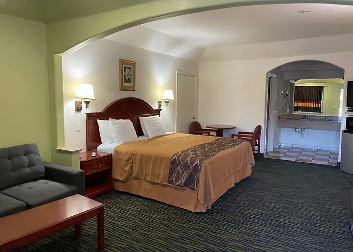 Porter Executive Inn & Suites