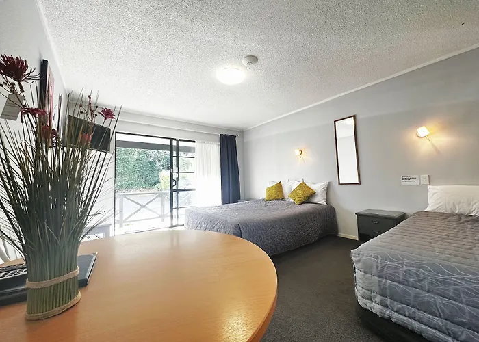Kingswood Manor Motel Whangarei