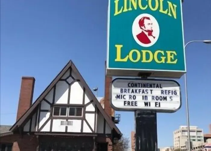 The Lincoln Lodge Urbana Champaign