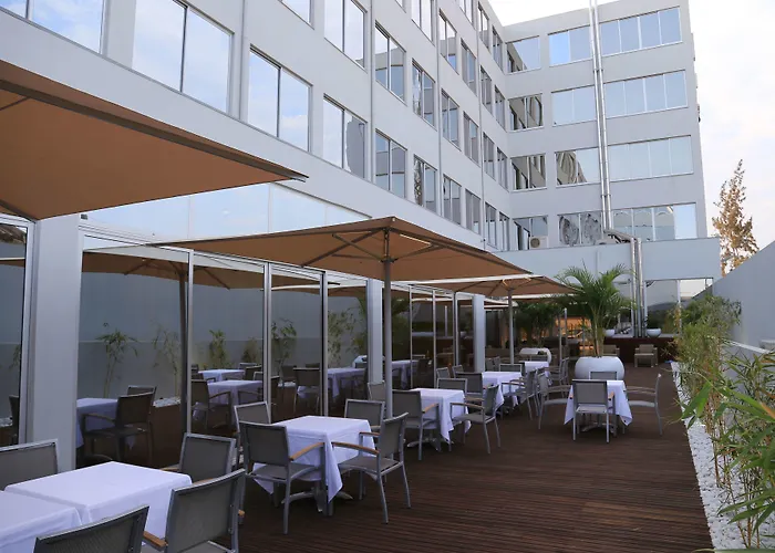 Fly Hotel Luanda