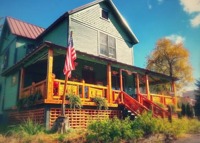 Paradox Lodge Lake Placid