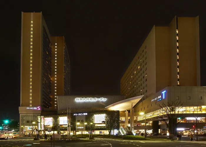 Ours Inn Hankyu