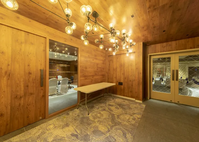 Icon Boutique By Bhagini