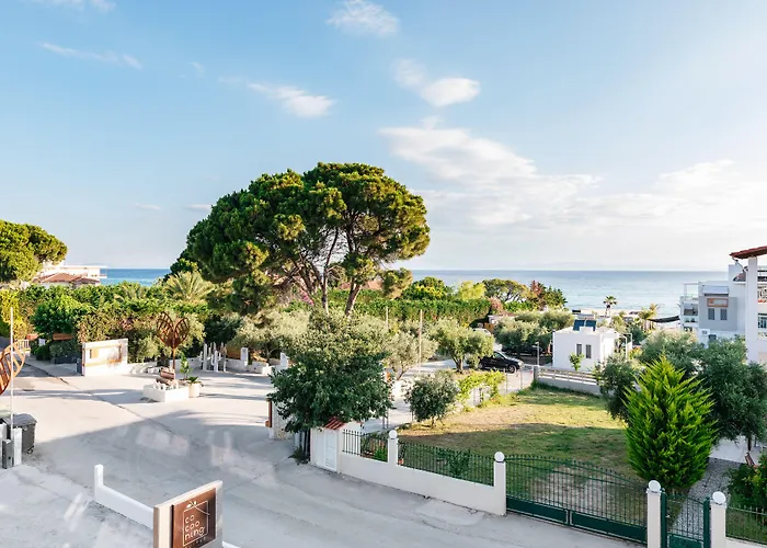 Cocooning Suites By Blue Carpet Pefkochori