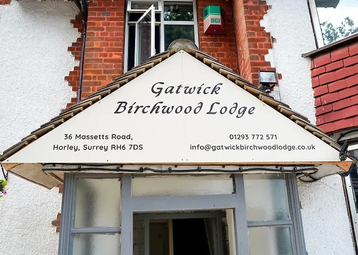 Gatwick Birchwood Lodge With Holiday Parking Horley 