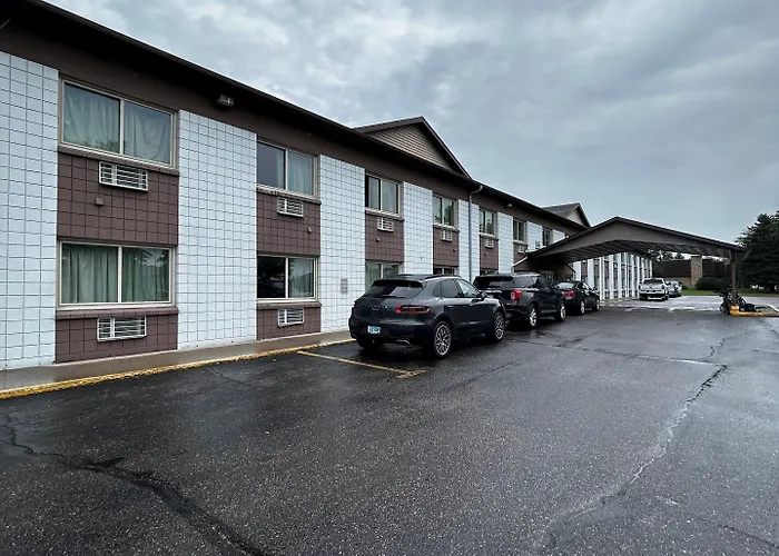 Grand Inn Motel Moorhead