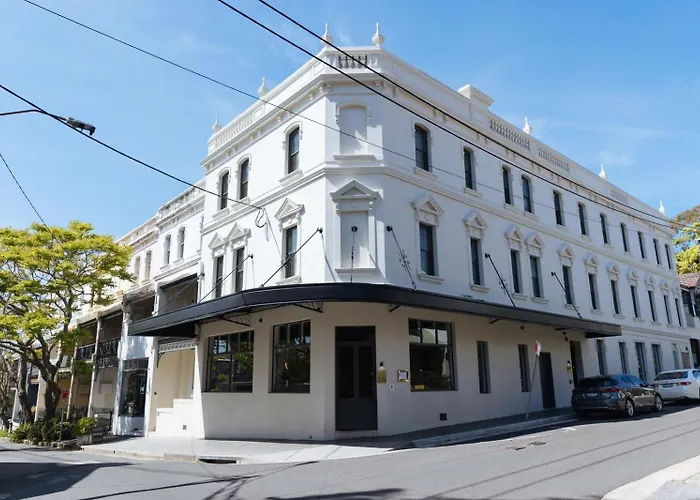 The Grand National Hotel By Saint Peter