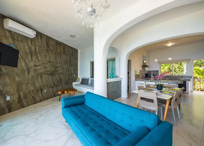 Marboka Hotel & Suites