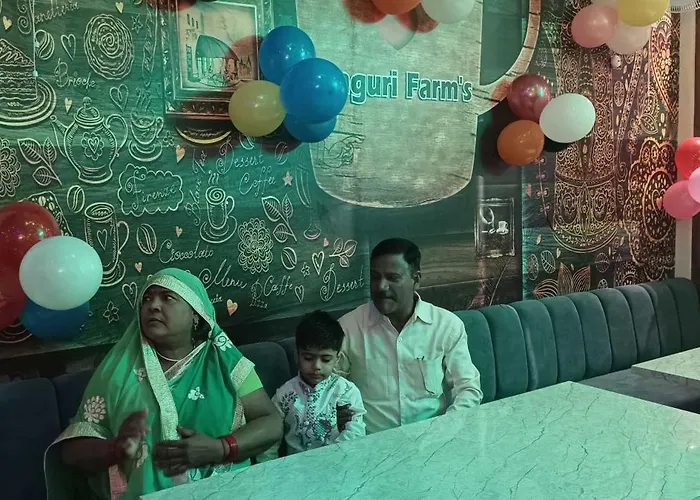 Hotel O Pop Angoori Farm House Mathura