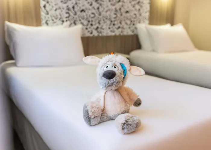 Ibis Styles Lyon Gorge De Loup Saphir Lione