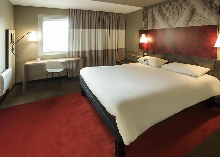Hotel ibis Rouen Centre Champ de Mars